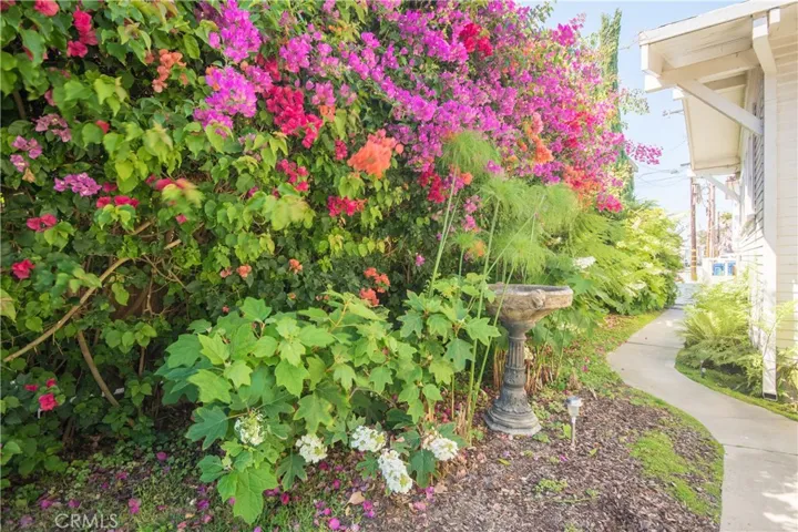 1213 Ocean Avenue, Seal Beach, California 90740