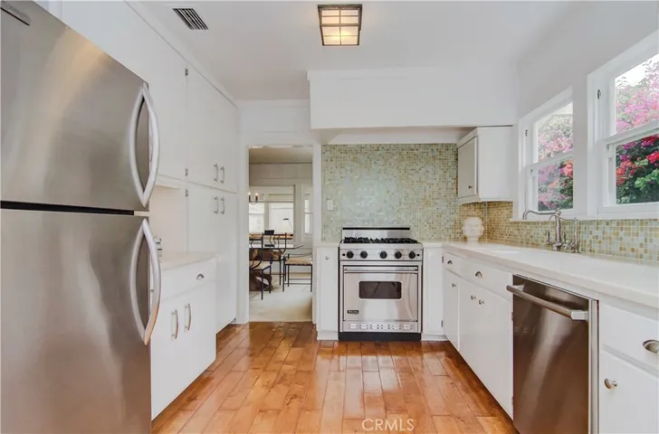 1213 Ocean Avenue, Seal Beach, California 90740