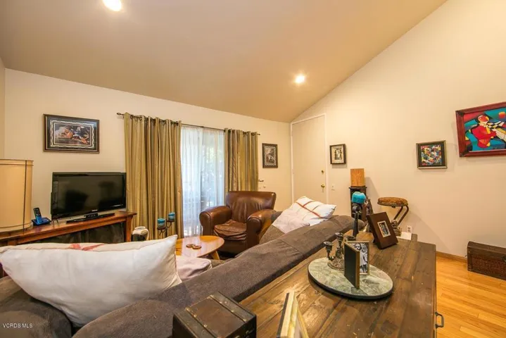 Living Room-5