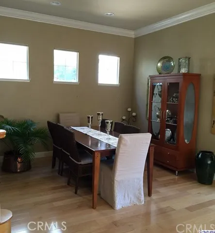 24819 Calle Cedro, Calabasas, California 91302