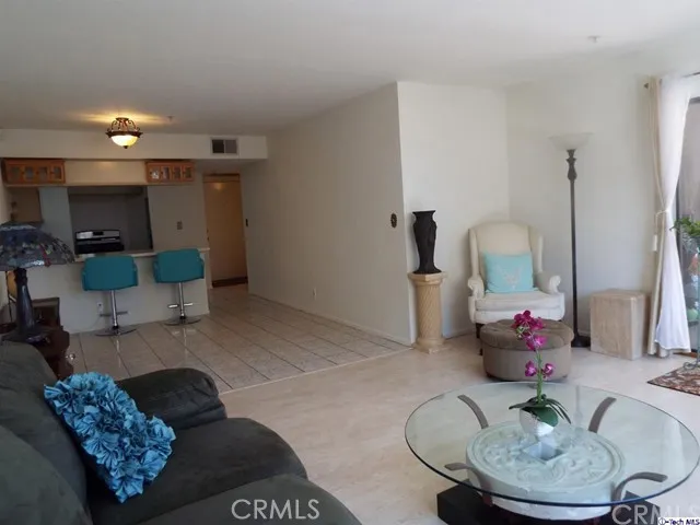 315 Chester Street 104, Glendale, California 91203