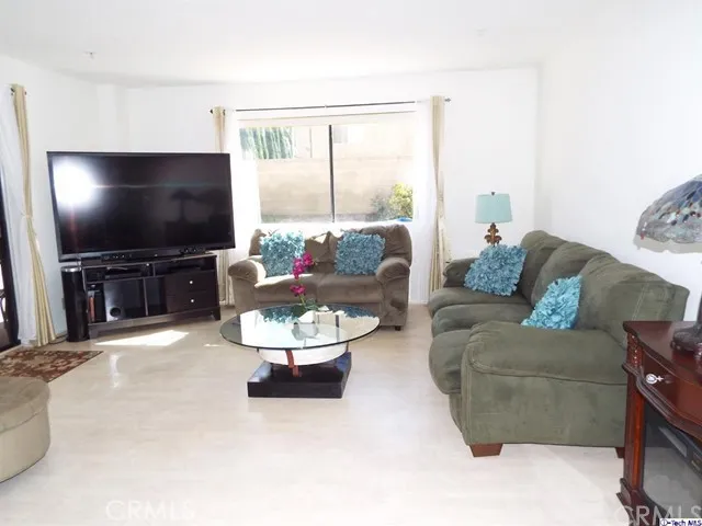 315 Chester Street 104, Glendale, California 91203