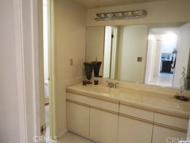 315 Chester Street 104, Glendale, California 91203