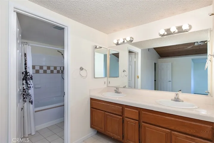 45407 Silverado Lane, Temecula, California 92592