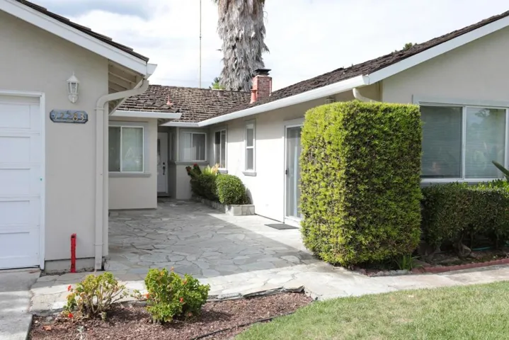 12283 Woodside Drive, Saratoga, California 95070