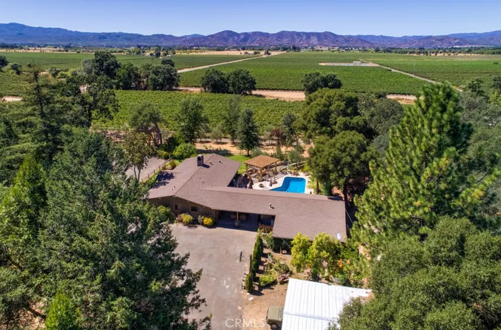 2780 Merritt Road, Kelseyville, California 95451