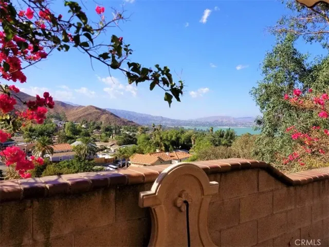 33450 Mitchell Drive, Lake Elsinore, California 92530