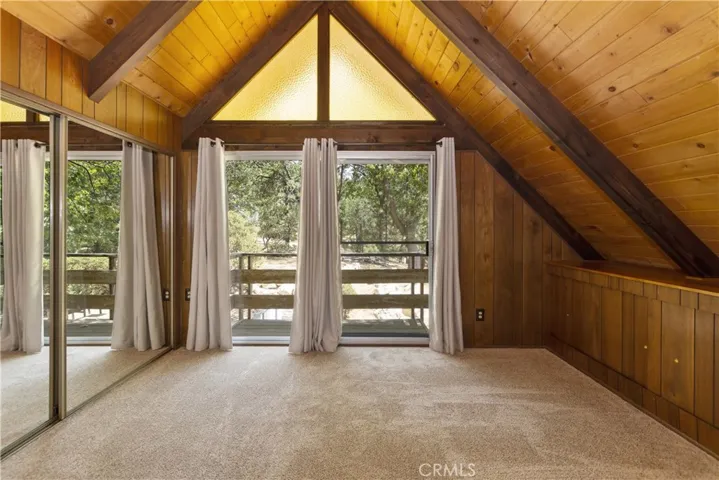 1223 Yellowstone Drive, Lake Arrowhead, California 92352