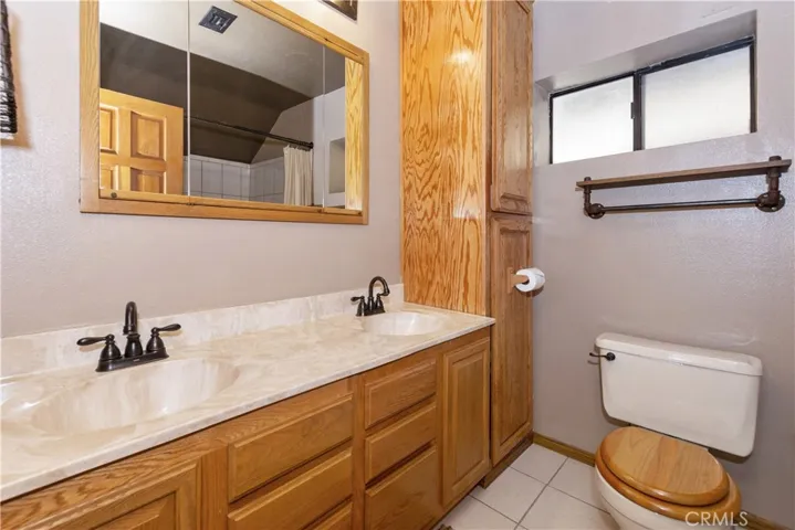 1223 Yellowstone Drive, Lake Arrowhead, California 92352