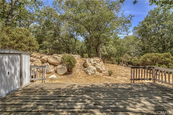 1223 Yellowstone Drive, Lake Arrowhead, California 92352