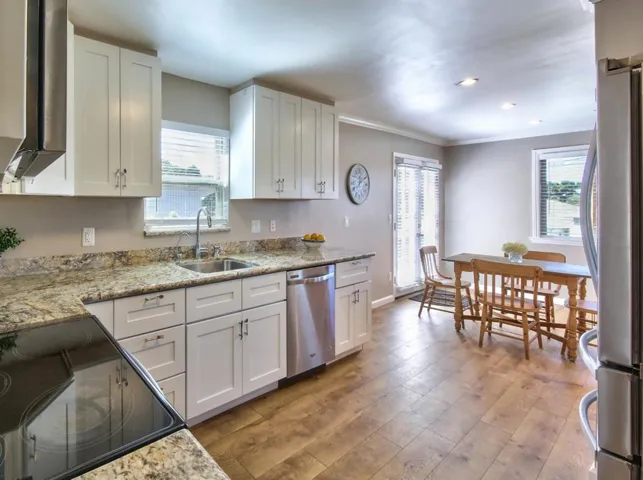 1113 Presidio Boulevard, Pacific Grove, California 93950