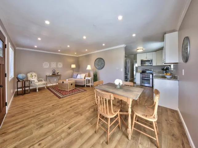 1113 Presidio Boulevard, Pacific Grove, California 93950