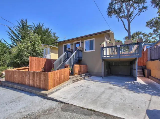 1113 Presidio Boulevard, Pacific Grove, California 93950