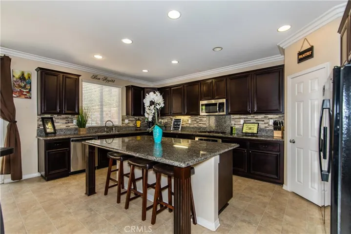 31828 Haleblian Road, Menifee, California 92584