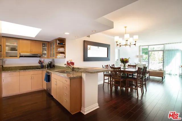 13700 Marina Pointe Drive 430, Marina Del Rey, California 90292