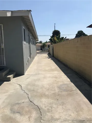 17051 California Avenue, Bellflower, California 90706