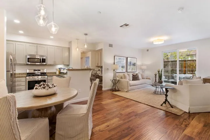 4388 El Camino Real 168, Los Altos, California 94022
