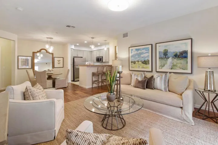 4388 El Camino Real 168, Los Altos, California 94022