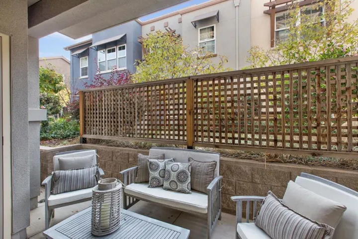 4388 El Camino Real 168, Los Altos, California 94022