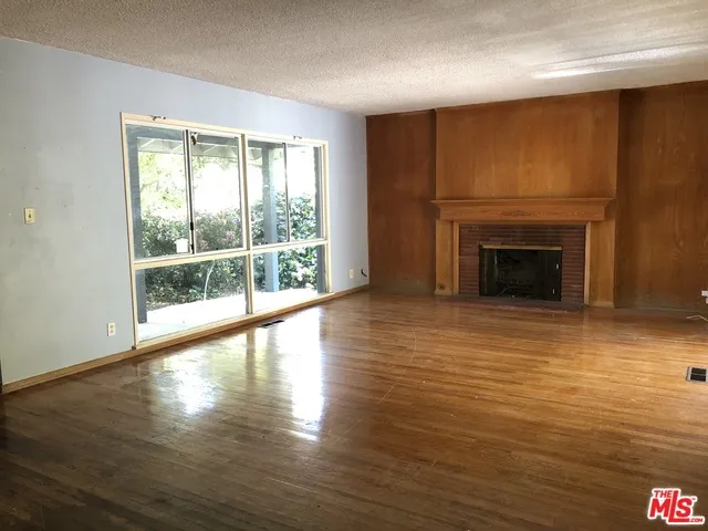 27051 Shorewood Road, Rancho Palos Verdes, California 90275