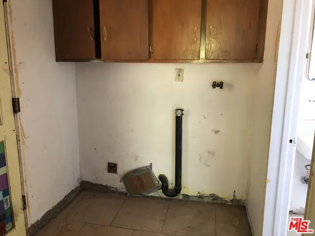 27051 Shorewood Road, Rancho Palos Verdes, California 90275