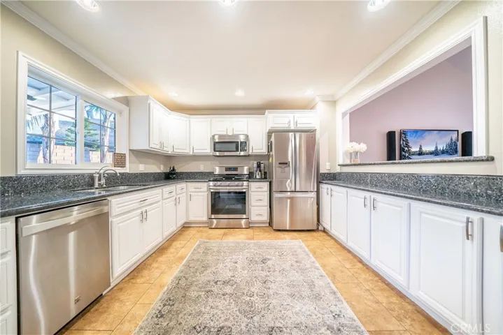 23899 Gowdy Avenue, Lake Forest, California 92630