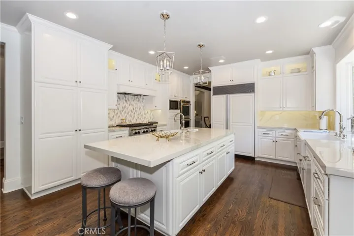 304 Cedar Ridge Drive, Lake Arrowhead, California 92352