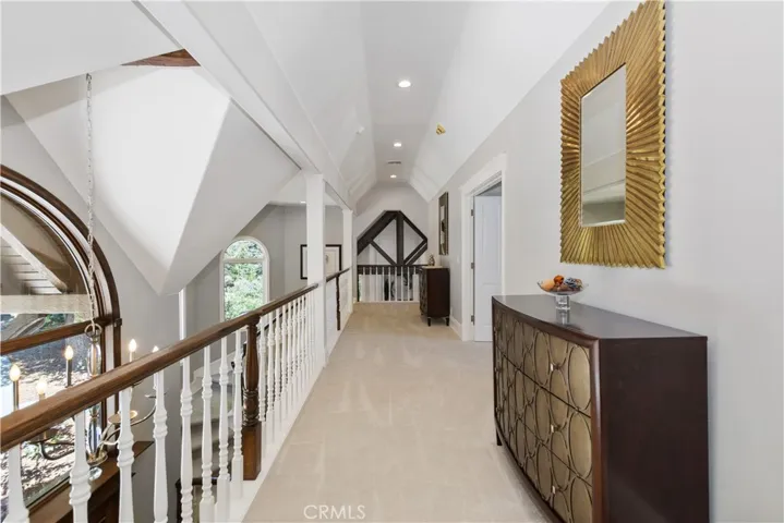 304 Cedar Ridge Drive, Lake Arrowhead, California 92352