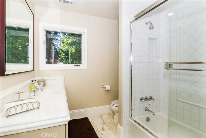 304 Cedar Ridge Drive, Lake Arrowhead, California 92352