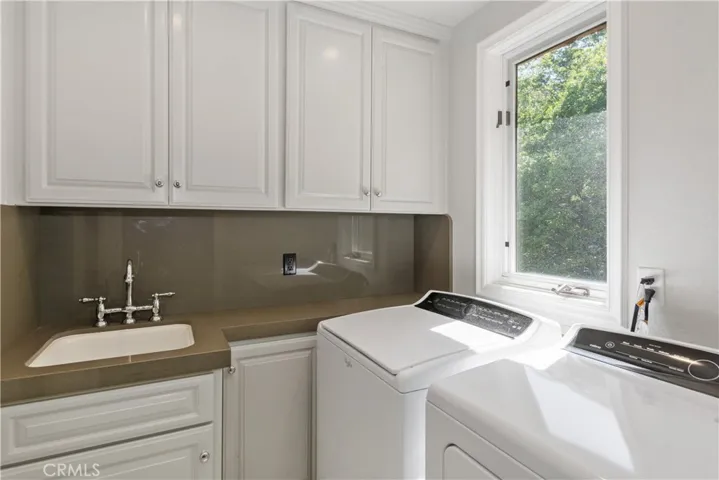 304 Cedar Ridge Drive, Lake Arrowhead, California 92352