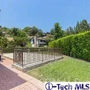 3162 Grangemont Road, Glendale, California 91206