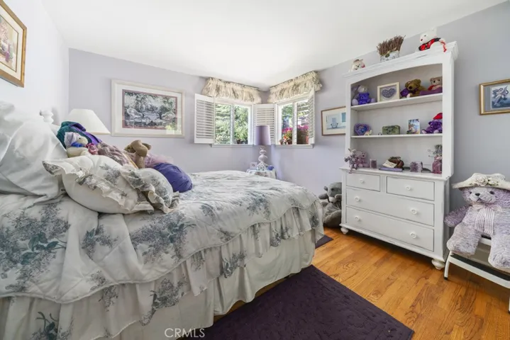 Guest bedroom