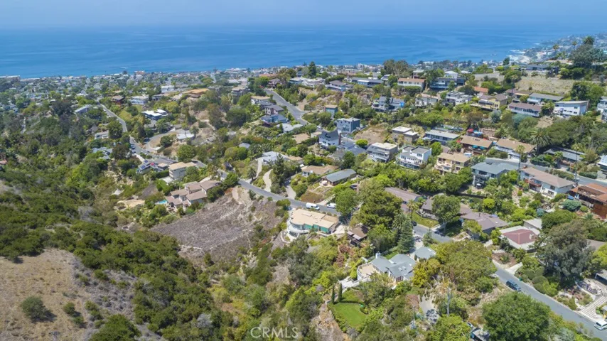 A serene country feel only 1 mile from the ocean