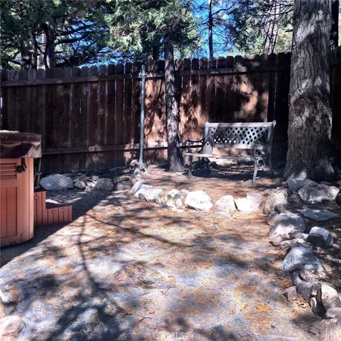 SIDE YARD