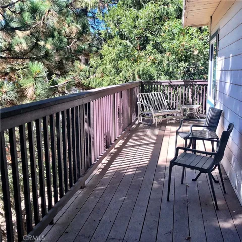 SIDE DECK