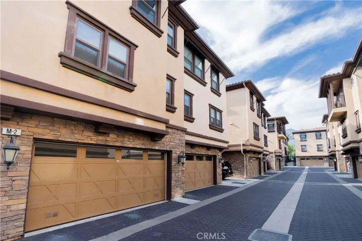 656 W Huntington Drive M-2, Arcadia, California 91007