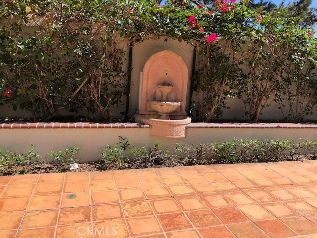 16 Aprilla, Irvine, California 92614