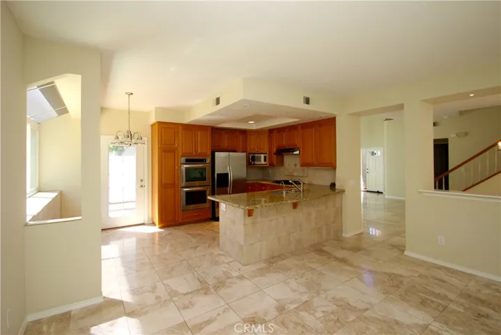 16 Aprilla, Irvine, California 92614