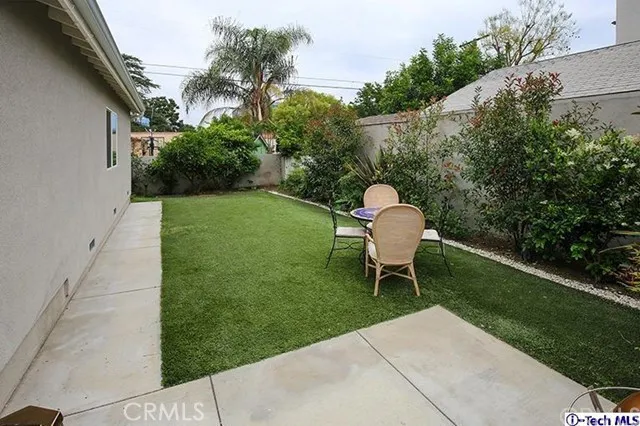 218 N Naomi Street, Burbank, California 91505