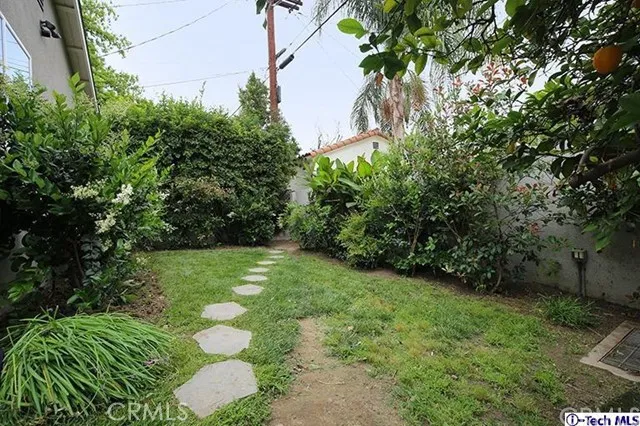 218 N Naomi Street, Burbank, California 91505