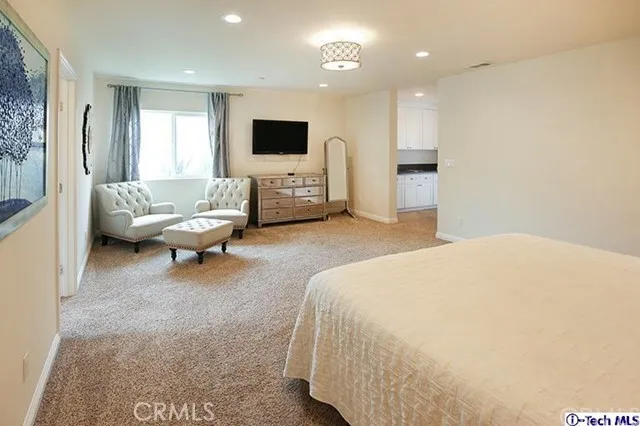 218 N Naomi Street, Burbank, California 91505