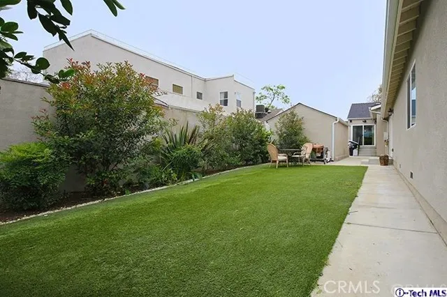 218 N Naomi Street, Burbank, California 91505
