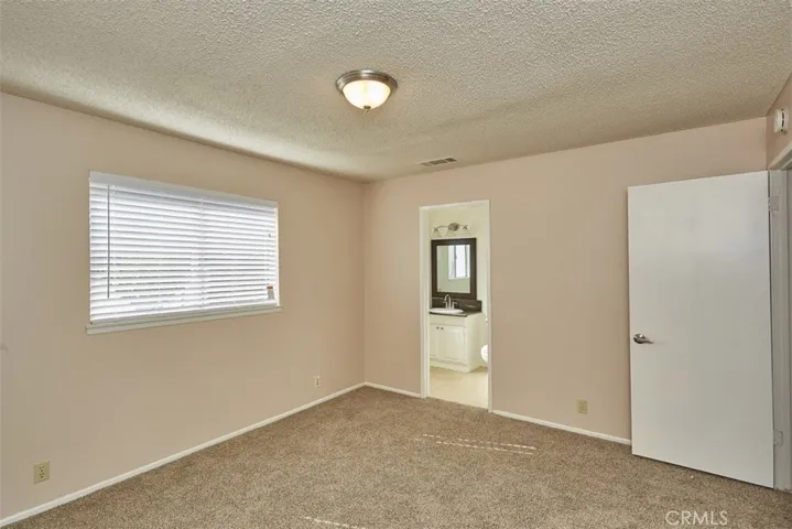 8150 El Cerrito Avenue, Hesperia, California 92345