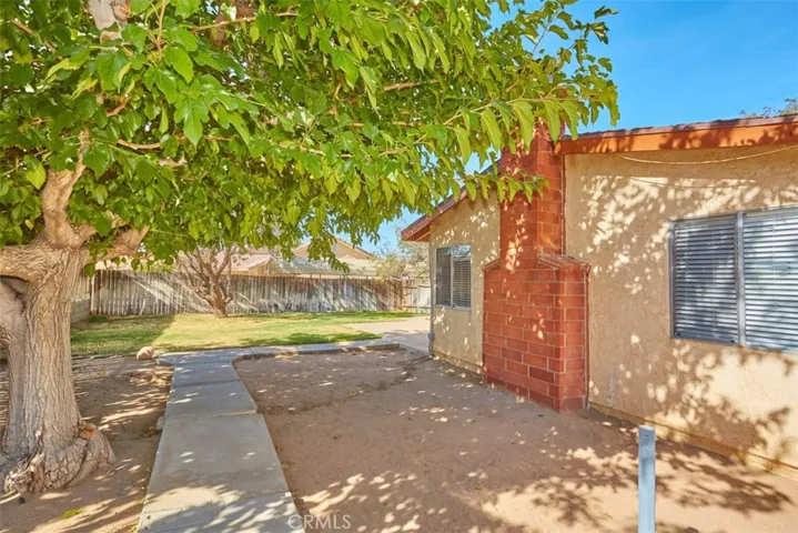 8150 El Cerrito Avenue, Hesperia, California 92345