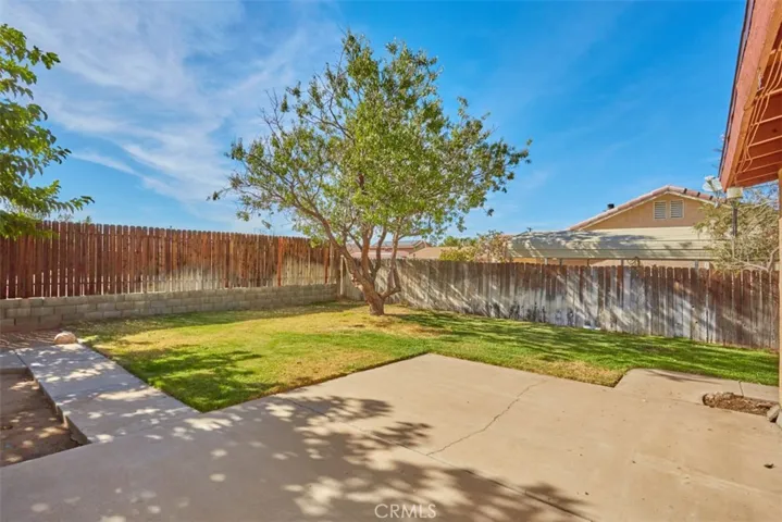 8150 El Cerrito Avenue, Hesperia, California 92345