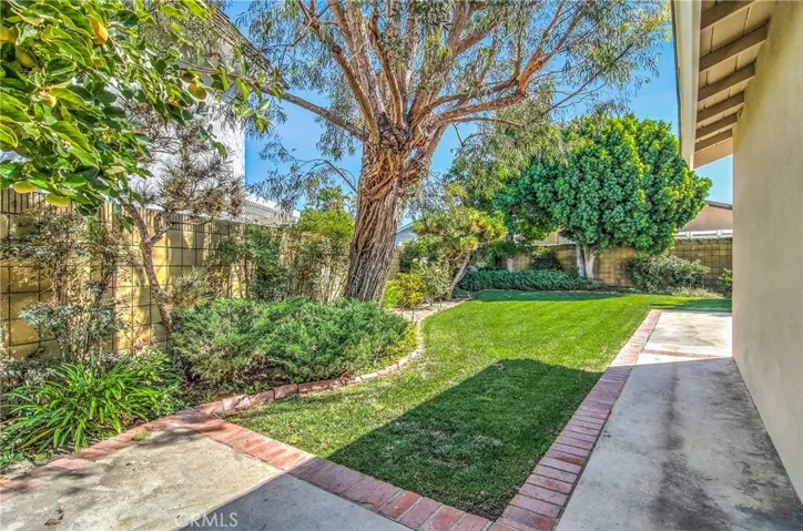 3020 Julian Avenue, Long Beach, California 90808