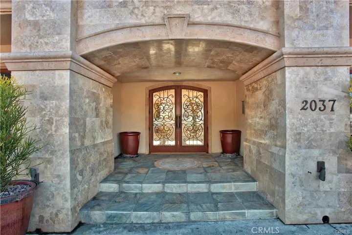 2037 S Coast 6, Laguna Beach, California 92651