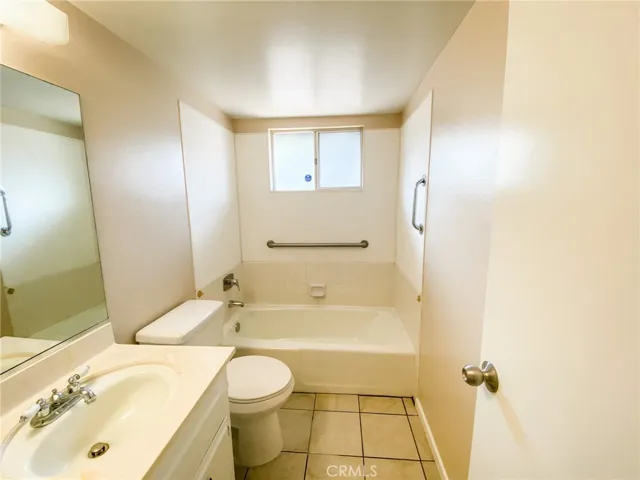 992 Malaga Place, Hemet, California 92543