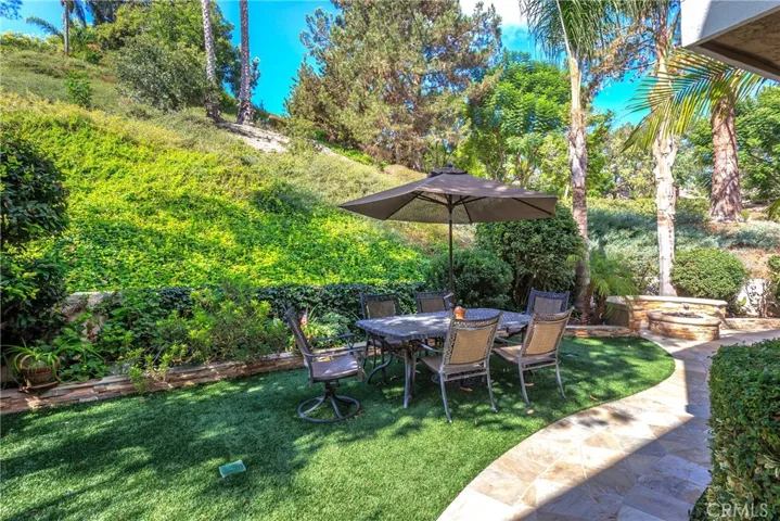 2 Meadowood, Aliso Viejo, California 92656