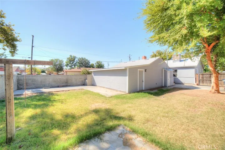 604 N Sierra Vista Avenue, Fresno, California 93702